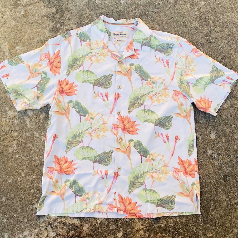 Tommy Bahama | Cream Floral Hawaiian Button-up Shirt Medium